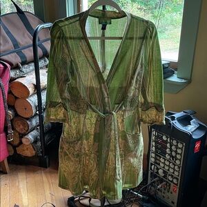 Tracy Porter Vibrant Green and Pink Design